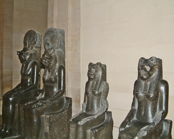 Louvre 025