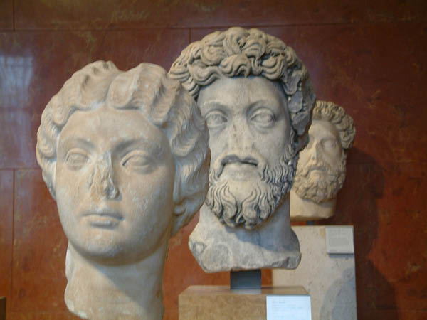 Louvre 055