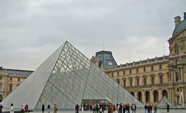 Louvre 006