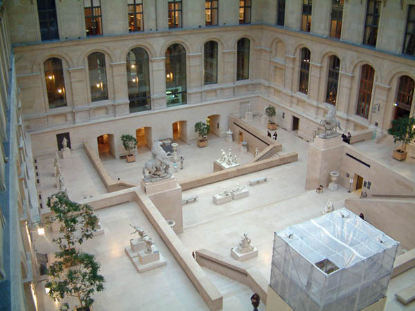 Louvre 123