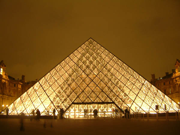 Louvre 150